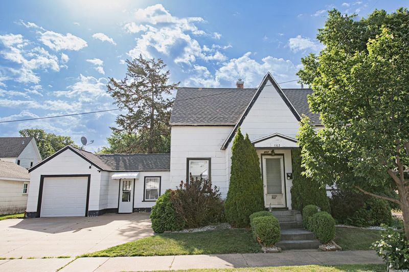 462 Saint Charles St, Winona, MN 55987