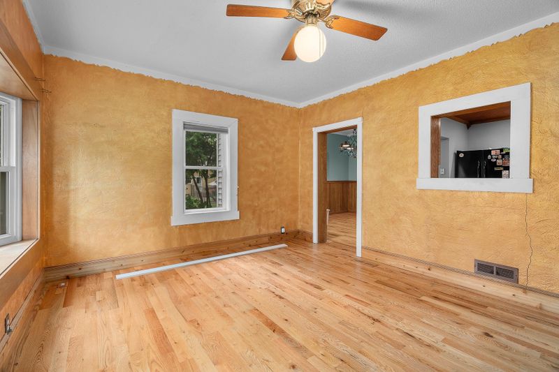317 Garfield Ave, Champlin, MN 55316