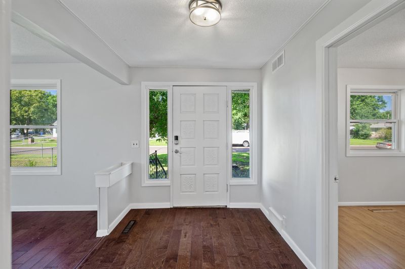 5312 Irving Ave N, Brooklyn Center, MN 55430