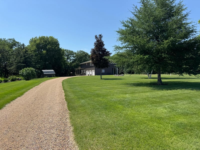 715 250th Ave, Fairmont, MN 56031