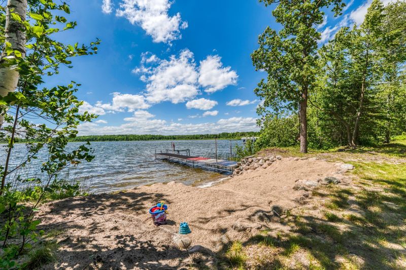 9458 Vandermeer Ct NW, Bemidji, MN 56601