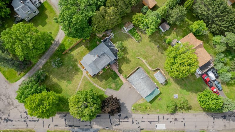 1901 Springvale Rd, Duluth, MN 55811
