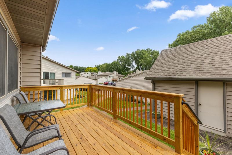 5496 E Brenner Ps, Minneapolis, MN 55432