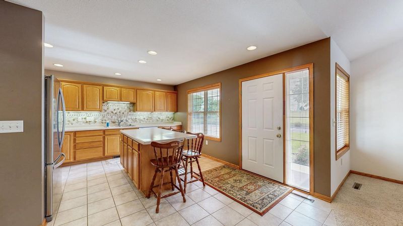 2177 Century Hills Ct NE, Rochester, MN 55906