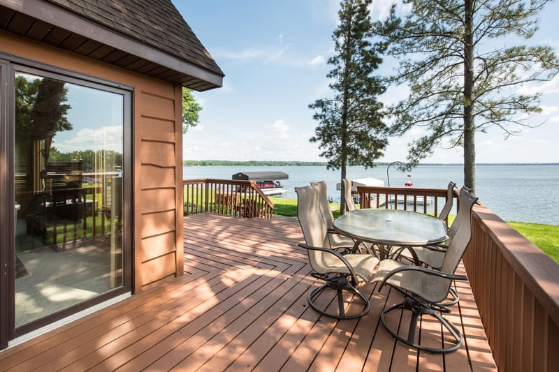 28832 S Shore Dr, Starbuck, MN 56381