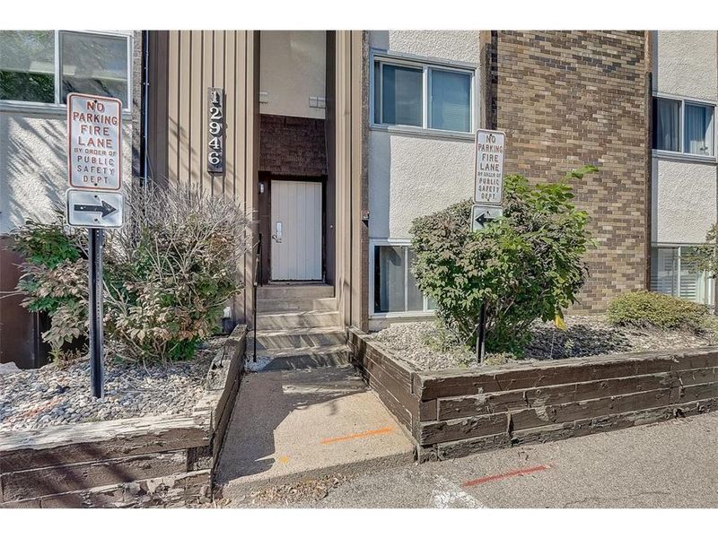 12946 Nicollet Ave #302, Burnsville, MN 55337