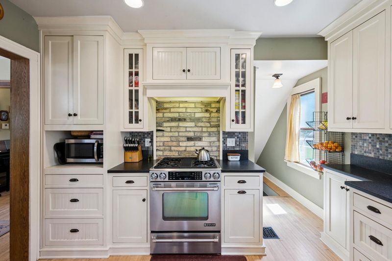 205 Ramsey Pl, Saint Cloud, MN 56301