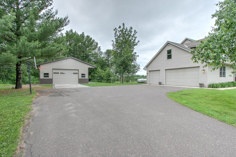 989 454th Street Ct, Harris, MN 55032