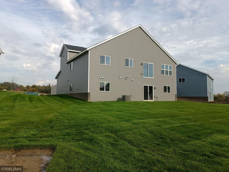 1103 Otto Dr N, Delano, MN 55328