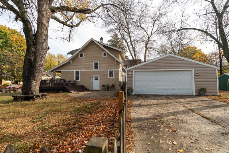 804 2nd Ave NE, Waseca, MN 56093