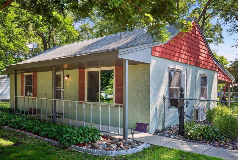 10121 Stevens Ave S, Bloomington, MN 55420