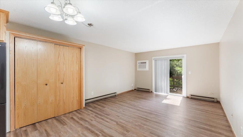 112 9th Ave SE, Saint Joseph, MN 56374