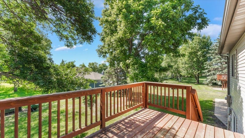 112 9th Ave SE, Saint Joseph, MN 56374