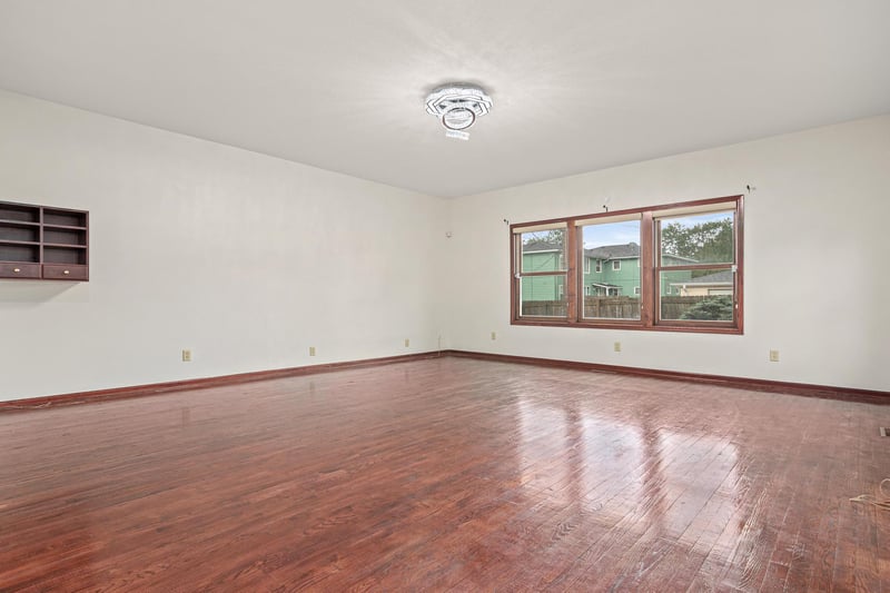 338 Aurora Ave, Saint Paul, MN 55103