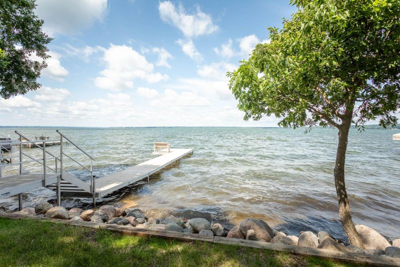 1114 S Lakeshore Dr, Glenwood, MN 56334