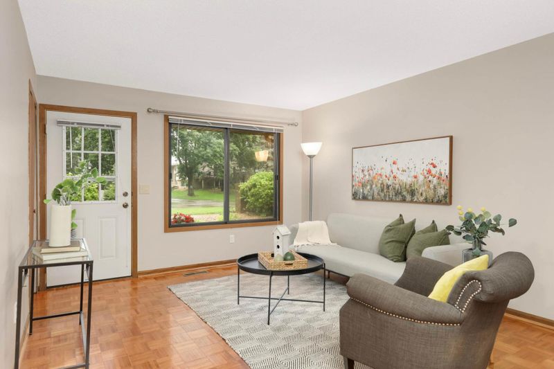 5960 Fernwood St, Shoreview, MN 55126