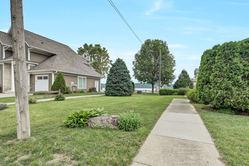 319 N Franklin St, Lake City, MN 55041