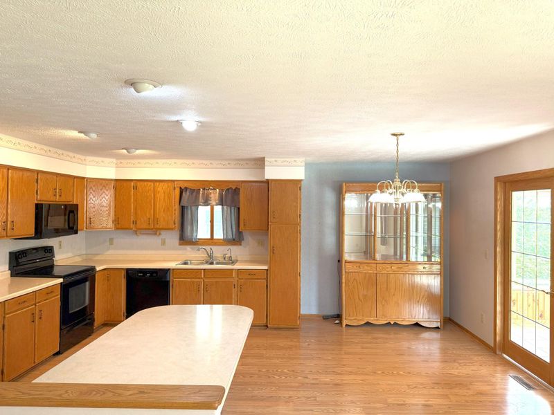 212 6th St NE, Long Prairie, MN 56347