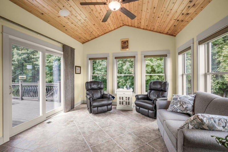 10009 Holloway Farms Rd, Greenfield, MN 55357