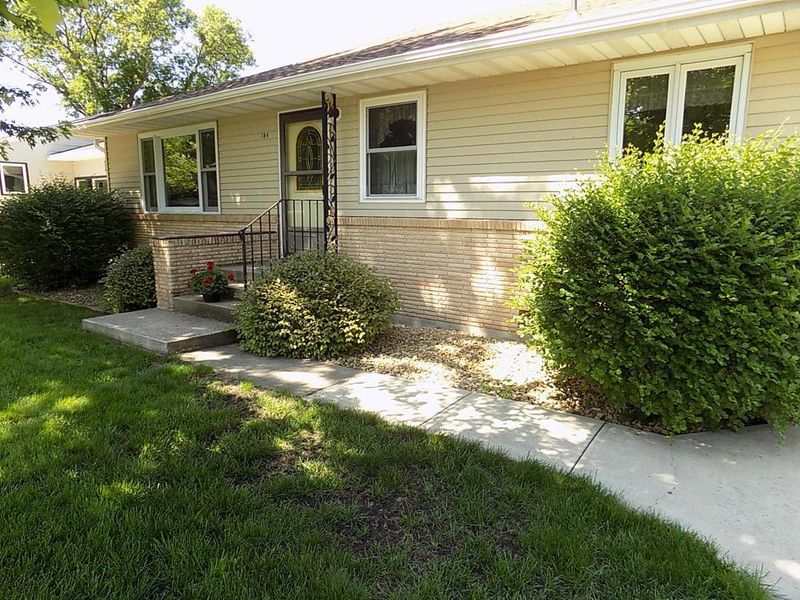 784 Ash Ave, Gibbon, MN 55335