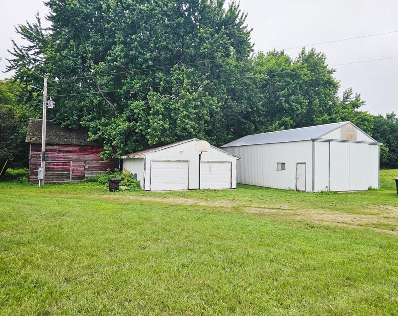 5055 130th Ave NW, Milan, MN 56262