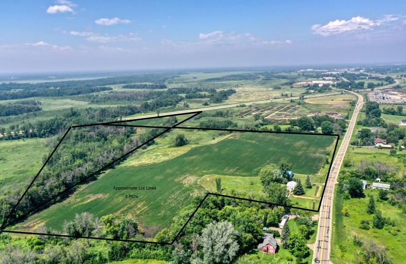 8225 20th Ave, Hugo, MN 55038