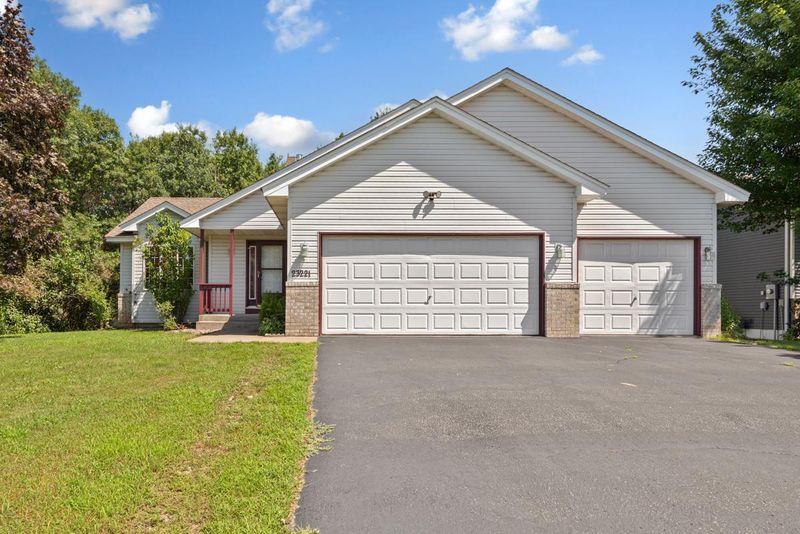 23221 Arrowhead St NW, Saint Francis, MN 55070