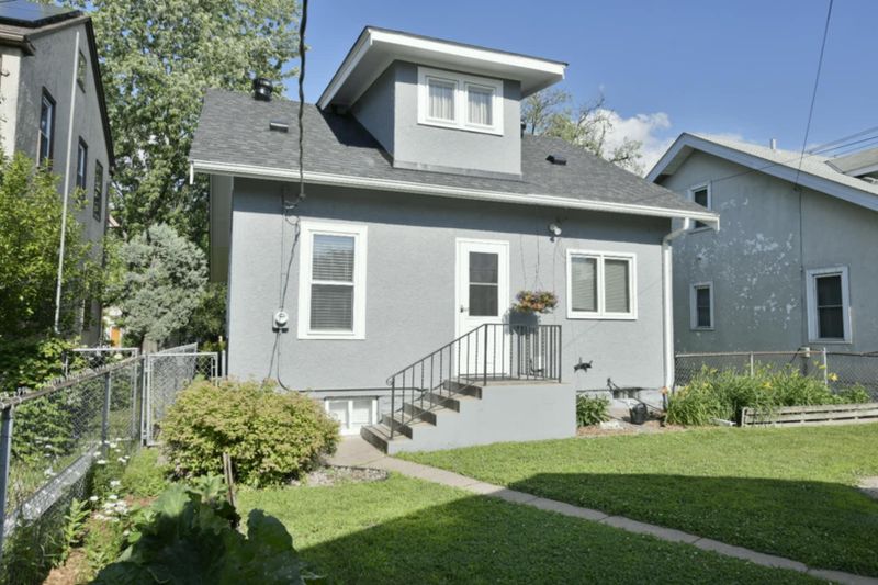 4152 24th Ave S, Minneapolis, MN 55406