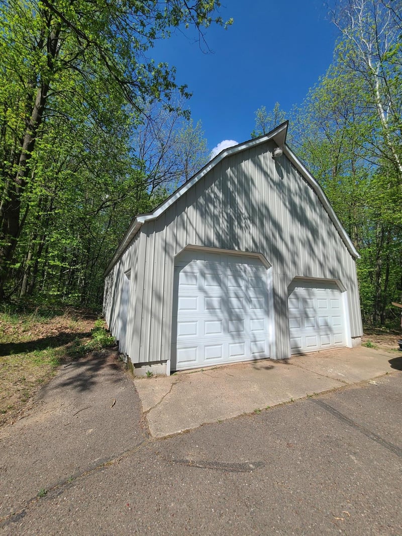 387 60th Ave, Clear Lake, WI 54005
