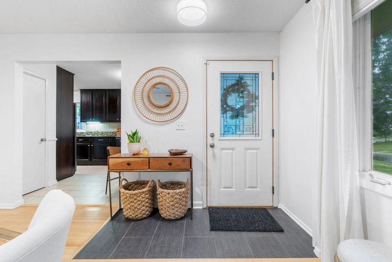 3049 Maryland Ave S, Saint Louis Park, MN 55426