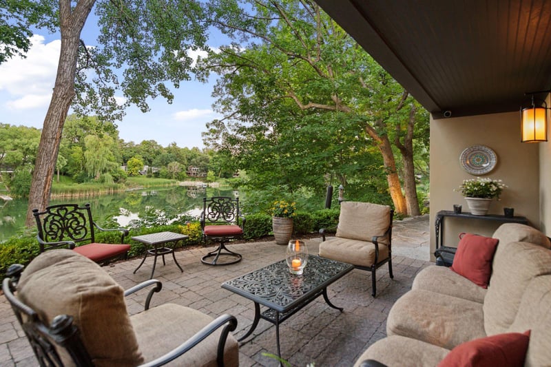 6813 Dakota Trl, Edina, MN 55439