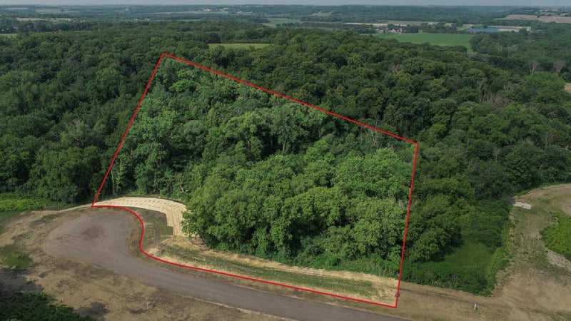 TBD L3b3 Woodland Valley Ln SW, Rochester, MN 55902