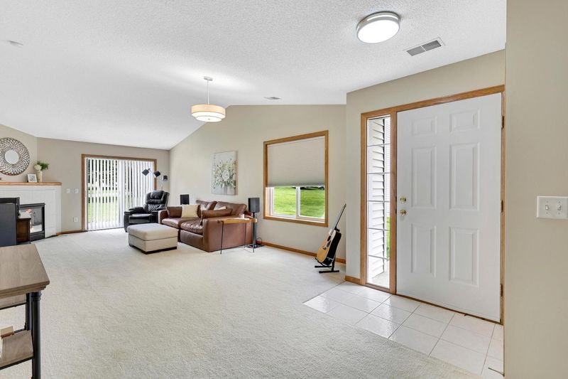 314 Archibald Ln, Dundas, MN 55019