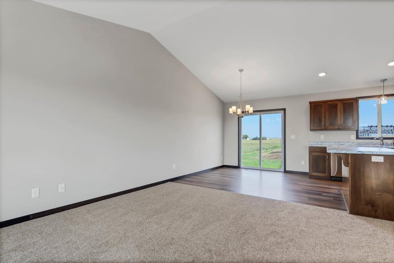 1020 3rd Ave SE, Freeport, MN 56331