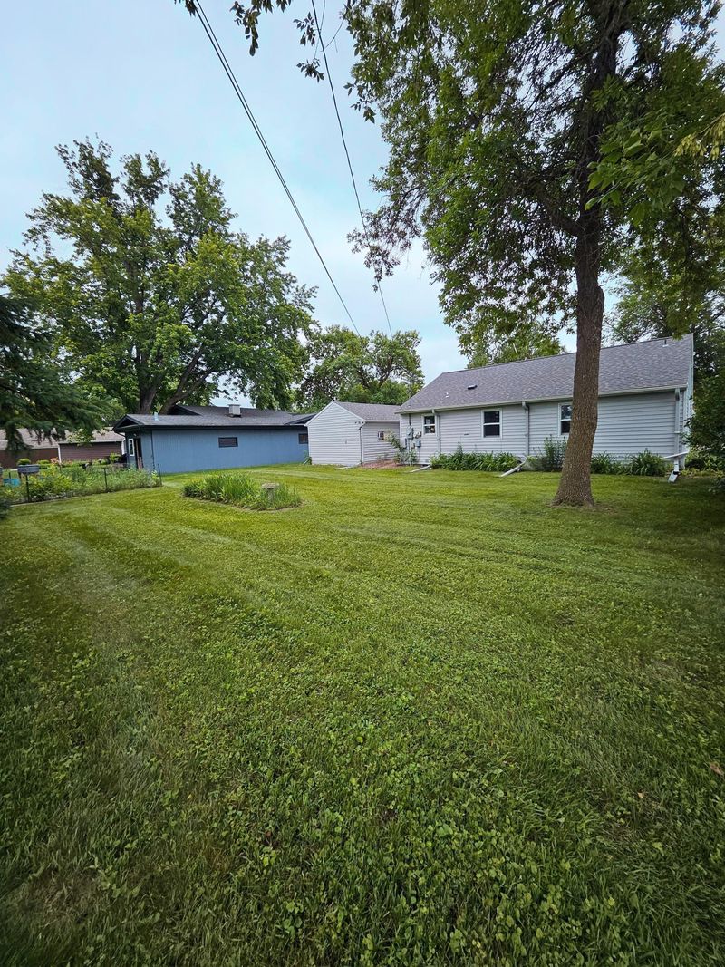 6 Westwood, Morris, MN 56267