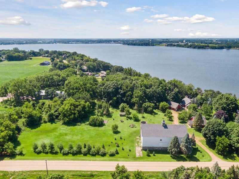 8847 47th St SW, Howard Lake, MN 55349