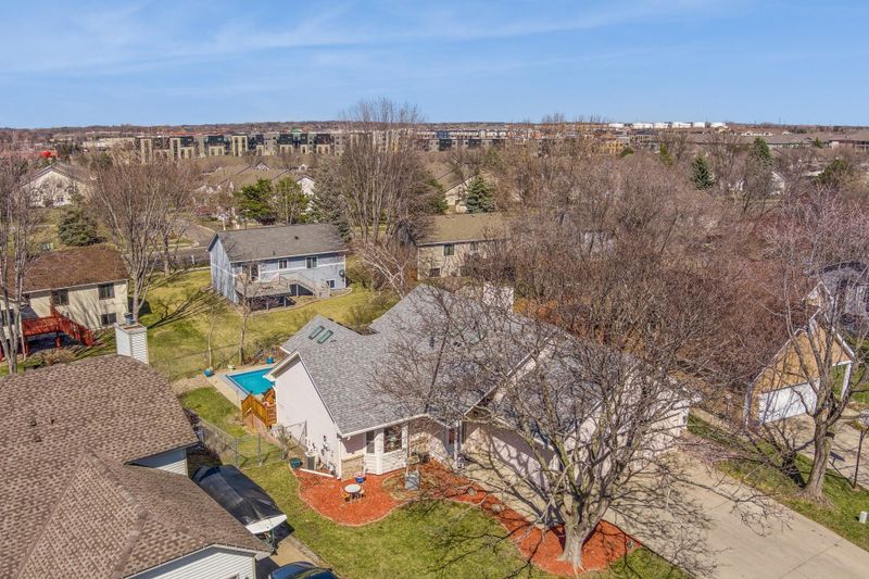 7175 Upper 157th St W, Apple Valley, MN 55124