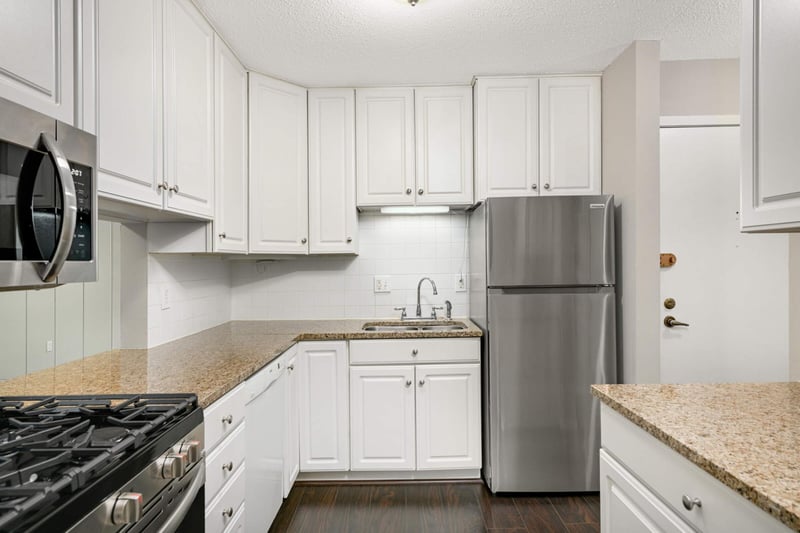 7500 Cahill Rd #308C, Edina, MN 55439