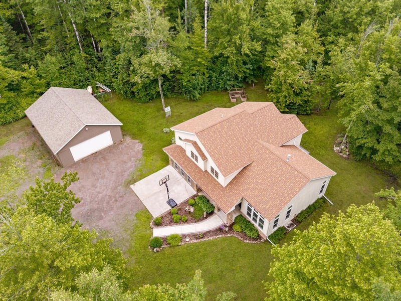 4722 Whitetail Dr, Superior, WI 54880