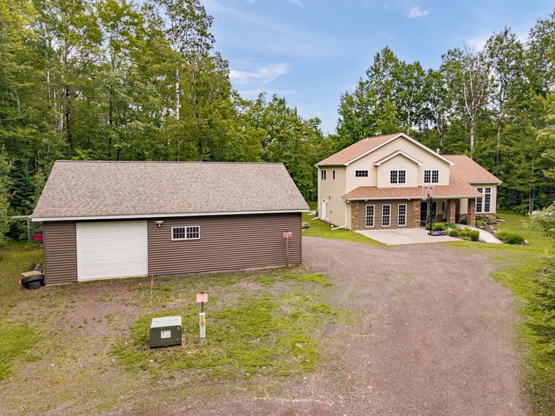 4722 Whitetail Dr, Superior, WI 54880