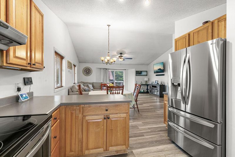 15758 Red Oak Ridge Dr, Little Falls, MN 56345