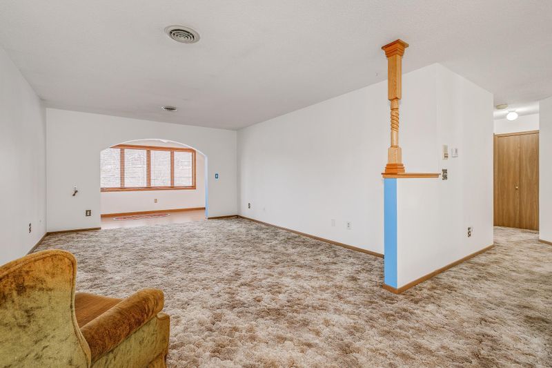 3000 Riverwood Dr #231, Hastings, MN 55033