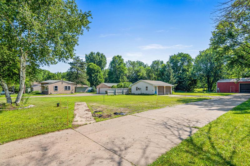 6356 Hodgson Rd, Lino Lakes, MN 55014