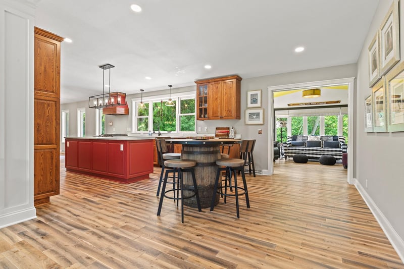 N5887 1110th St, Prescott, WI 54021