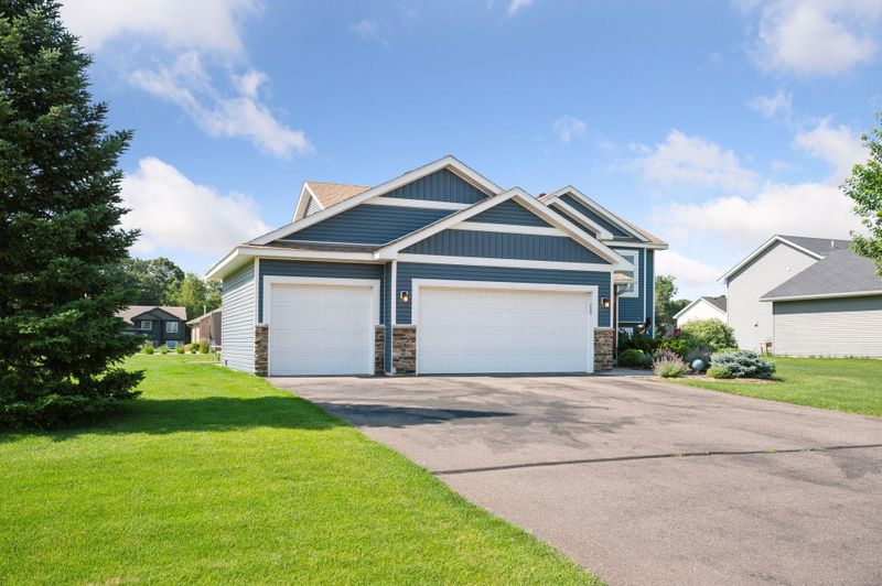 13238 12th Ave S, Zimmerman, MN 55398