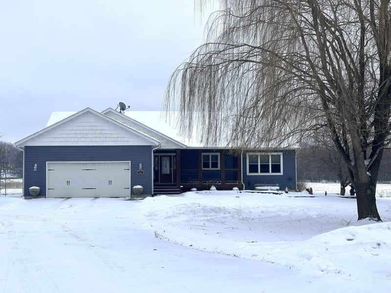 568 N Midway Rd, Menomonie, WI 54751