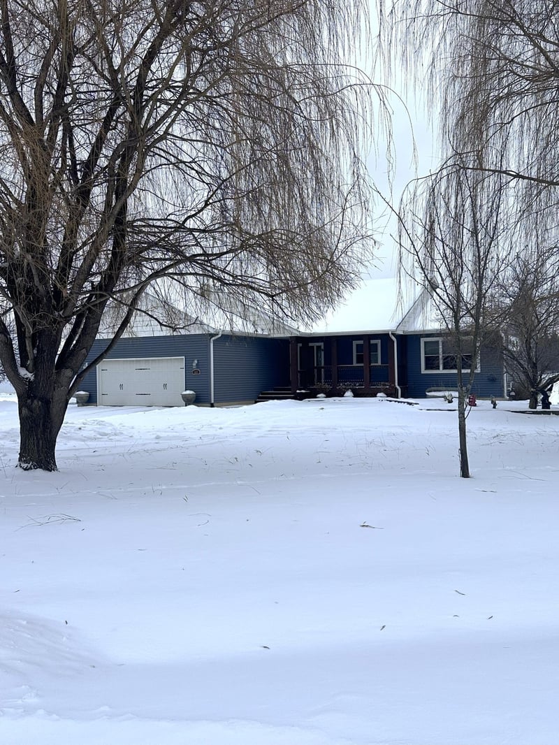 568 N Midway Rd, Menomonie, WI 54751