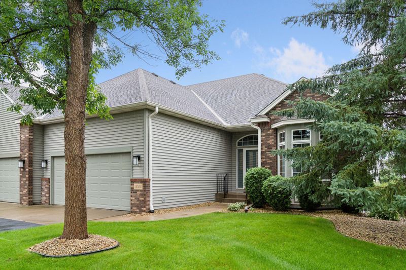 11351 Hillcrest Dr N, Champlin, MN 55316
