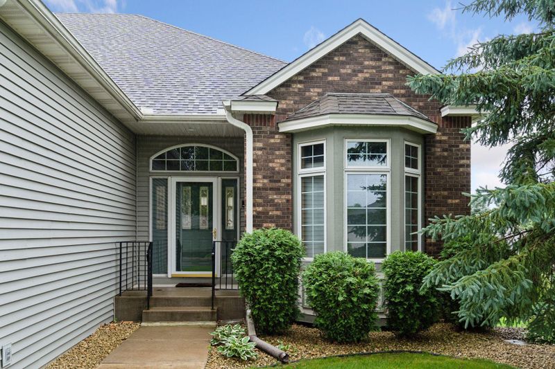 11351 Hillcrest Dr N, Champlin, MN 55316