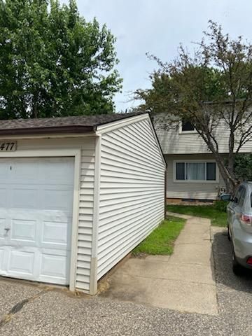 1477 Woodview Ave E, Eagan, MN 55122